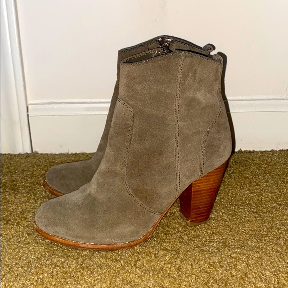 Designer Vero Cuoio Booties Size 36 Euro, 5-7 US